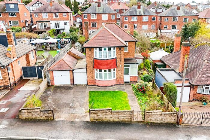 3 Bedroom Detached House For Sale In Jarvis Avenue, Nottingham, NG3