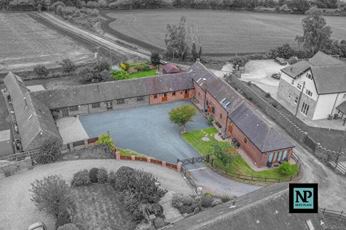 5 Bedroom Barn Conversion For Sale In Kingsbury, Slateley Courtyard, B78