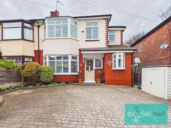 4 Bedroom Semi Detached House For Sale In Larch Avenue, Swinton, Manchester, M27