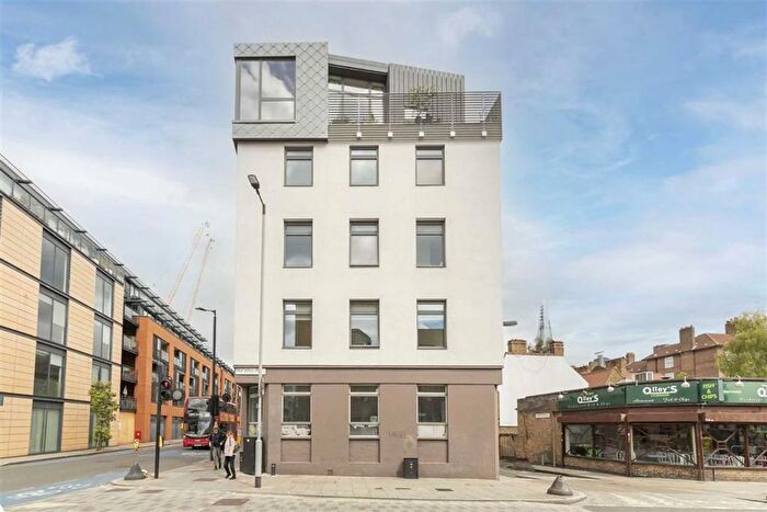 1 Bedroom Flat To Rent In Southwark Bridge Road, Borough, SE1