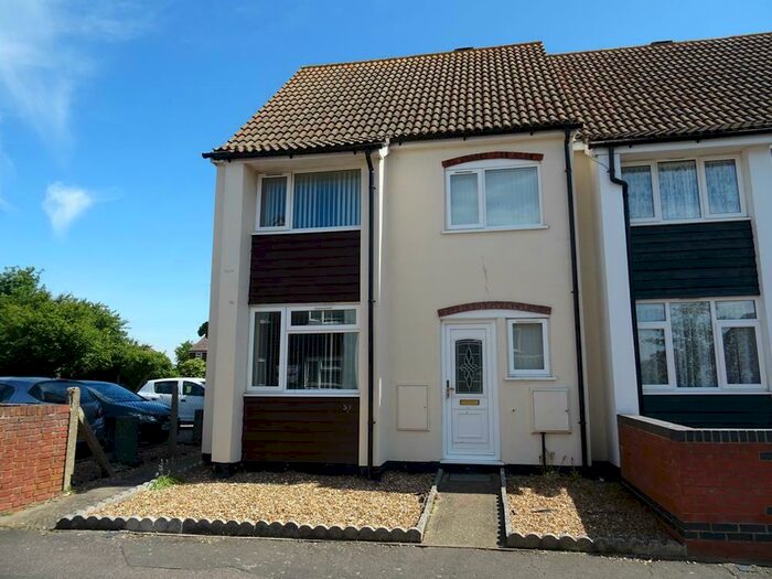 3 Bedroom Semi-Detached House To Rent In Bunyans Mead, Elstow, MK42