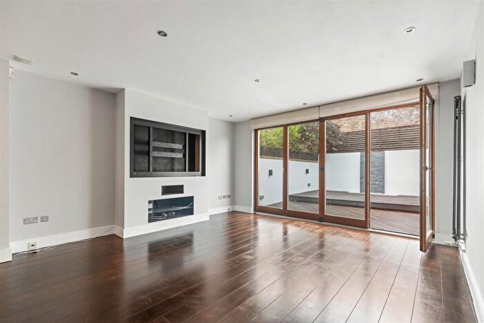 4 Bedroom Terraced House To Rent In Ravenshaw Street, West Hampstead, NW6