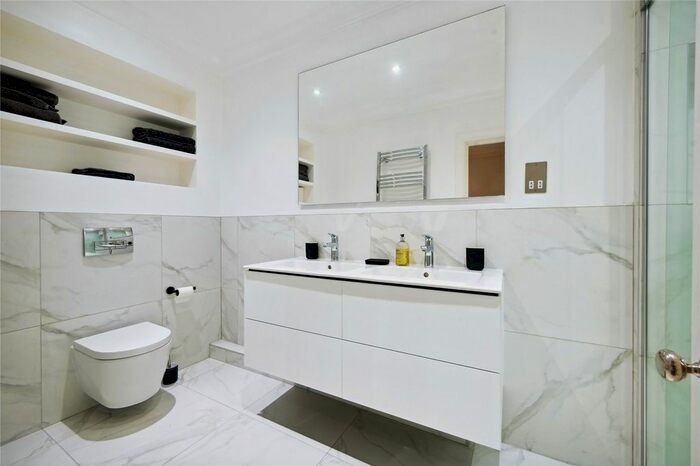 2 Bedroom Flat To Rent In Boltons Place, South Kensington, SW5