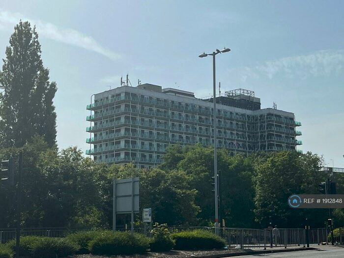 2 Bedroom Flat To Rent In Northampton House, Northampton, NN1