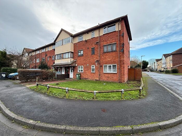 2 Bedroom Flat For Sale In Wynyard Mews, Hartlepool, TS25