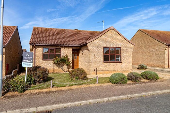 2 Bedroom Detached Bungalow For Sale In Harrys Way, Hunstanton, PE36