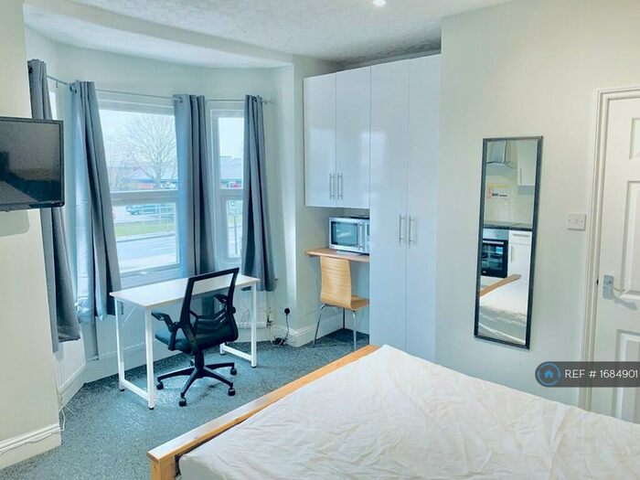 Studio To Rent In Vastern Road, Reading, RG1