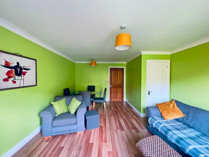 3 Bedroom Semi-Detached House To Rent In Marian Close, Tredegar, NP22