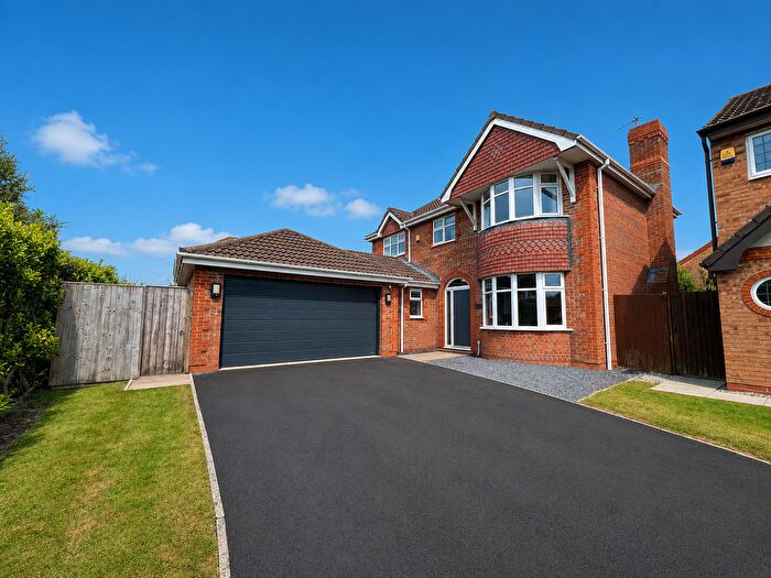 4 Bedroom Detached House For Sale In Hornsea Close, Thornton, FY5