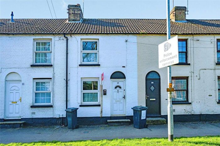 1 Bedroom Terraced House For Sale In Bedford Road, Houghton Regis, Dunstable, LU5