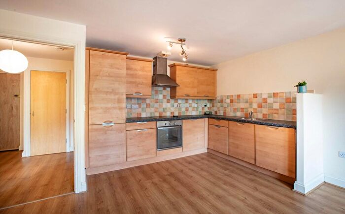 1 Bedroom Apartment For Sale In Walsworth Road, Hitchin, SG4