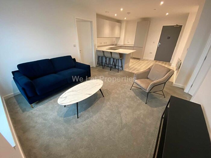 2 Bedroom Apartment To Rent In Wharf End, Salford Quays, M17