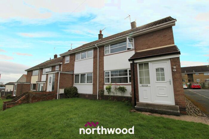 2 Bedroom Semi-Detached House For Sale In Ratten Row, Wadworth, Doncaster, DN11