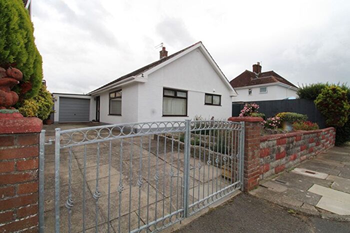 3 Bedroom Detached Bungalow For Sale In Orchard Drive, Porthcawl, Bridgend., CF36