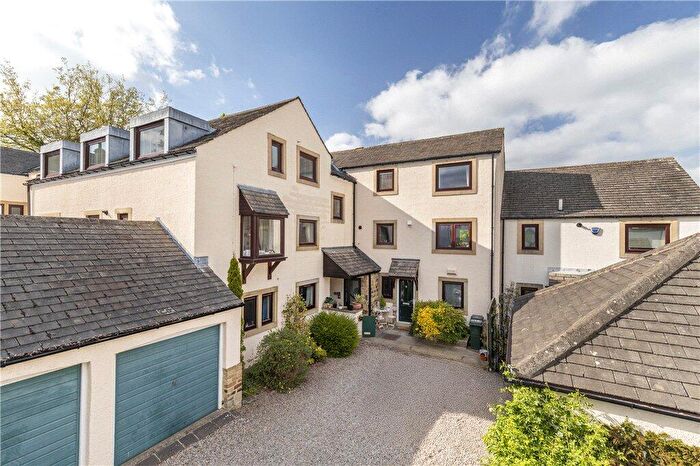 2 Bedroom Apartment For Sale In Old Bridge Rise, Ilkley, West Yorkshire, LS29