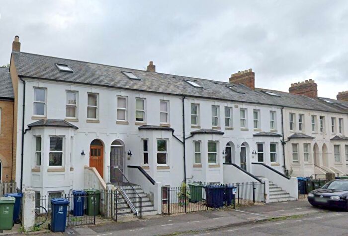 4 Bedroom Terraced House To Rent In Stanley Road, Student Bedroom, OX4
