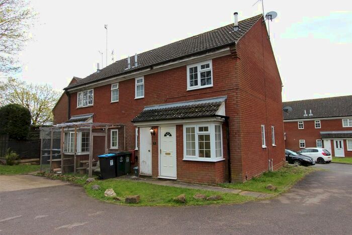 1 Bedroom End Of Terrace House To Rent In Thistle Close, Chaulden Vale, Hemel Hempstead, Hertfordshire, HP1