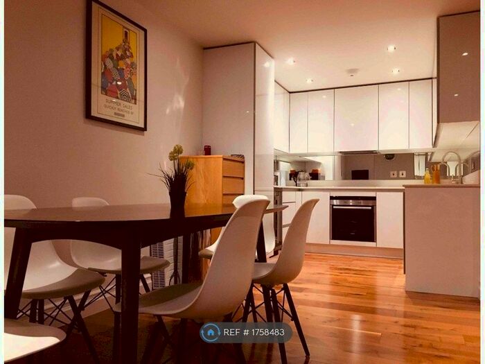 2 Bedroom Flat To Rent In Bridge Place, London, SW1V