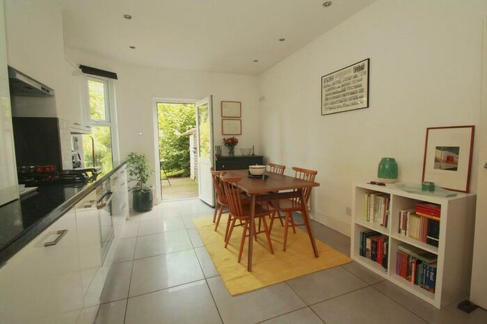 1 Bedroom Flat To Rent In Herbert Gardens, Kensal Rise, NW10