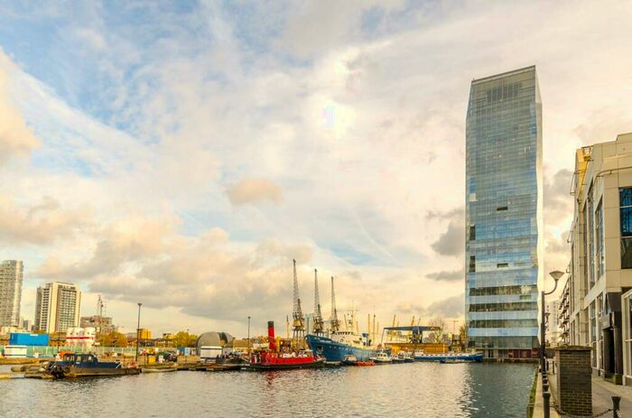 2 Bedroom Flat To Rent In Dollar Bay, Canary Wharf, London, E14