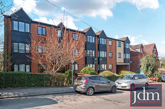 2 Bedroom Flat To Rent In Granville Road, Sevenoaks, Kent, TN13