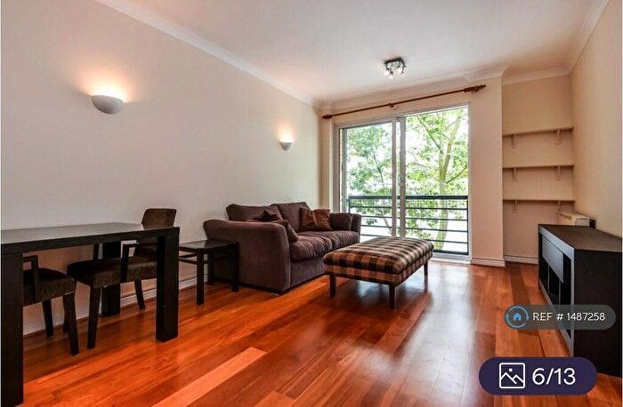 2 Bedroom Flat To Rent In Brunswick Quay, London, SE16