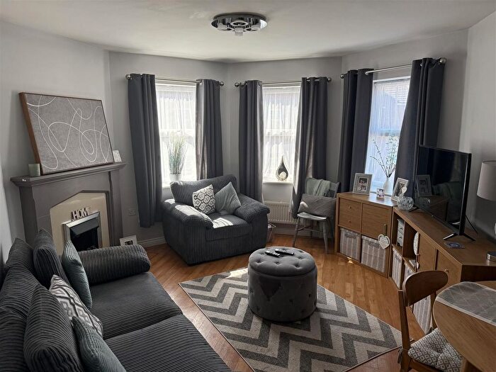 2 Bedroom Flat To Rent In Bradgate Close, Sileby, LE12