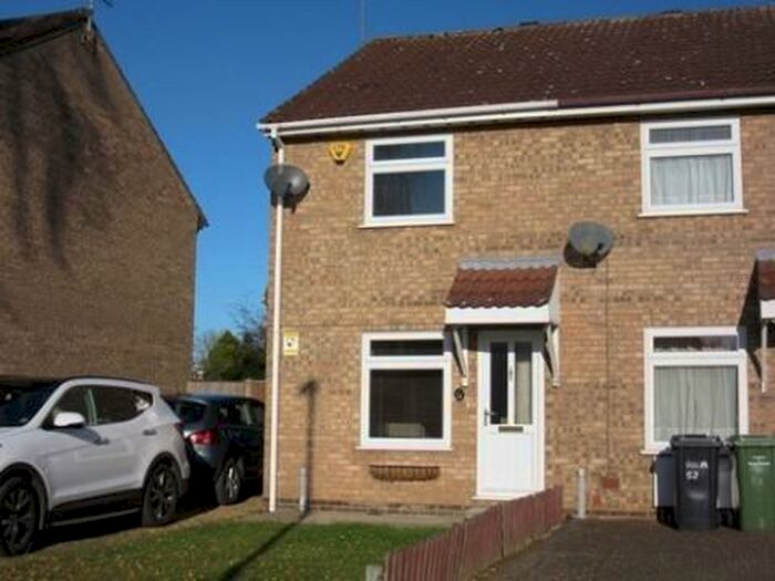2 Bedroom Semi-Detached House To Rent In Burghley Rd, South Wootton, PE30