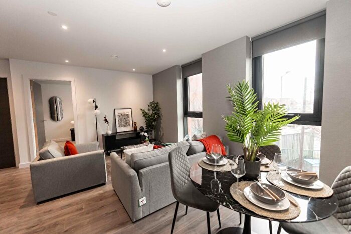 2 Bedroom Flat To Rent In Millers Place Heaps Mill, Liverpool, Merseyside, L1