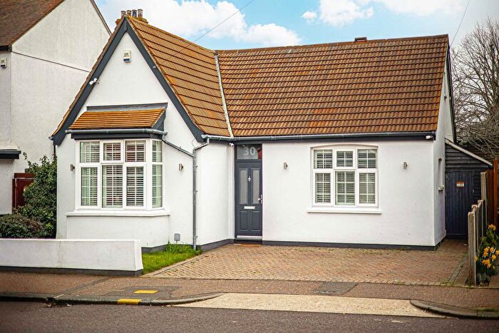 2 Bedroom Detached Bungalow For Sale In Nelson Road, Leigh-On-Sea, SS9