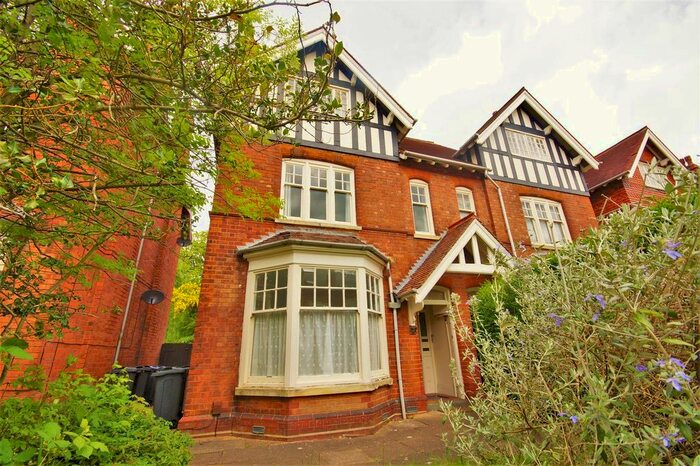 1 Bedroom Flat To Rent In Mary Vale Road, Bournville, Birmingham, B30