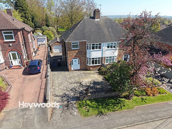 3 Bedroom Semi Detached House For Sale In Chester Crescent, Westlands, Newcastle Under Lyme, ST5