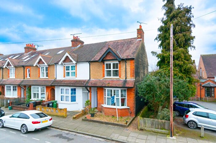 3 Bedroom End Of Terrace House To Rent In Glenferrie Road, St. Albans, Hertfordshire, AL1