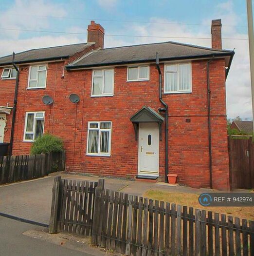 3 Bedroom Semi-Detached House To Rent In North Oval, Dudley, DY3