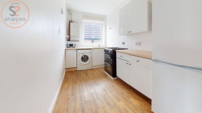 2 Bedroom Flat To Rent In C Haydons Road, Wimbledon, London, SW19