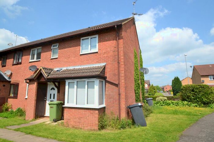 2 Bedroom House To Rent In Senwick Drive, Wellingborough, NN8