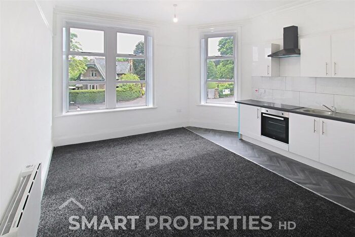 Studio To Rent In Flat - Fitzwilliam Street, Huddersfield, HD1