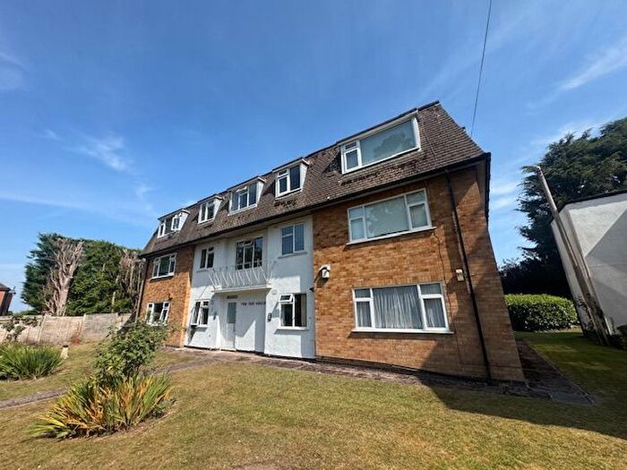 2 Bedroom Flat To Rent In Bills Lane, Shirley, Solihull, B90