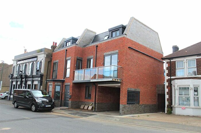 2 Bedroom Apartment To Rent In Rossetti Court, Lion Road, Bexleyheath, Kent, DA6