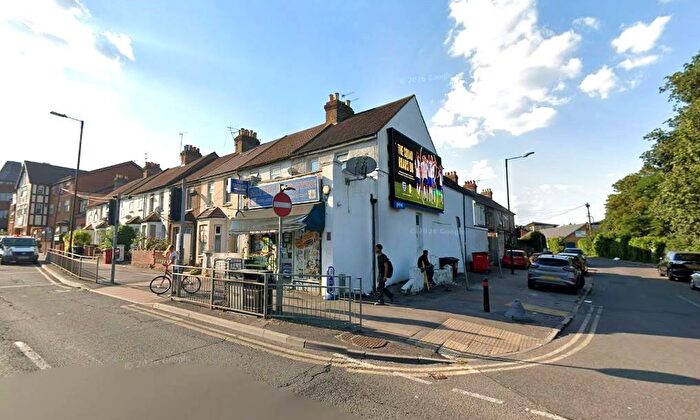 1 Bedroom Flat To Rent In Bath Road, Slough, SL1