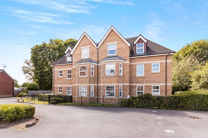 2 Bedroom Flat To Rent In Attwood Drive, Arborfield, Reading, RG2