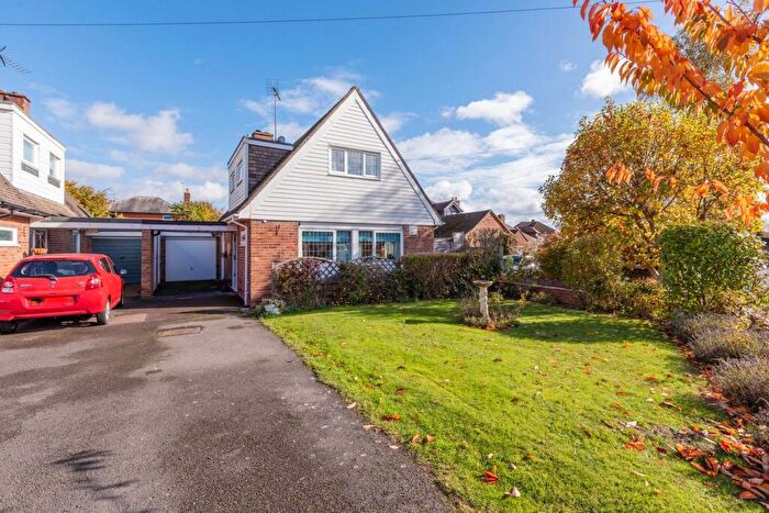 3 Bedroom Detached House For Sale In Bannard Road, Maidenhead, SL6