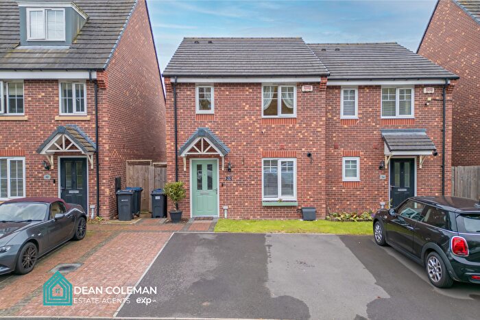 3 Bedroom Semi-Detached House For Sale In Nine Elms Road, Stirchley, B30