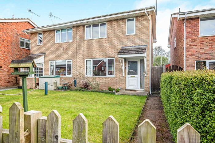 3 Bedroom Semi Detached House For Sale In Blanchard Close, Leominster, Herefordshire, HR6