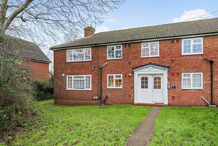 1 Bedroom Flat For Sale In Headley Drive, Epsom, KT18
