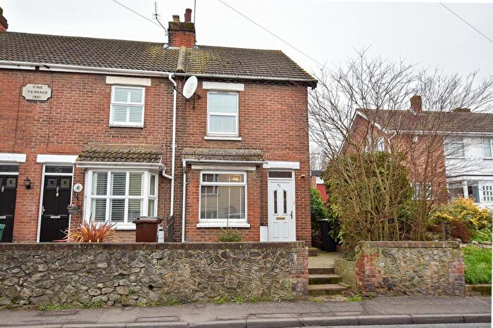 2 Bedroom Terraced House To Rent In Holborough Road, Snodland, ME6
