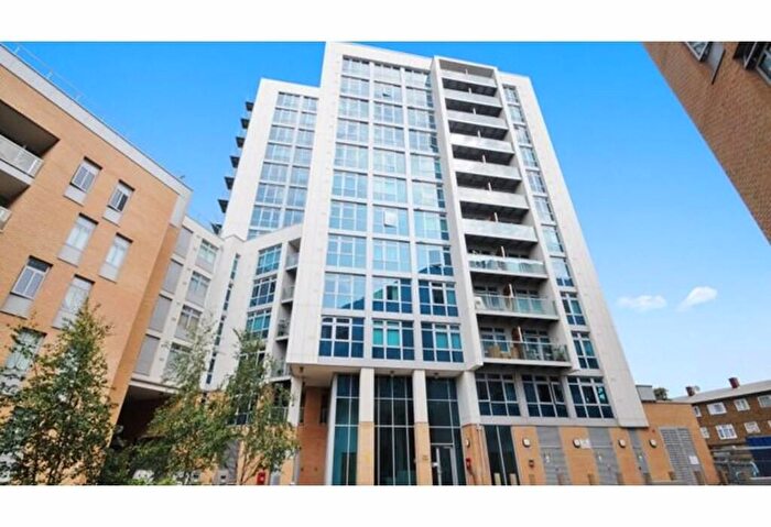 1 Bedroom Flat To Rent In Iona Tower, Limehouse, London, E14