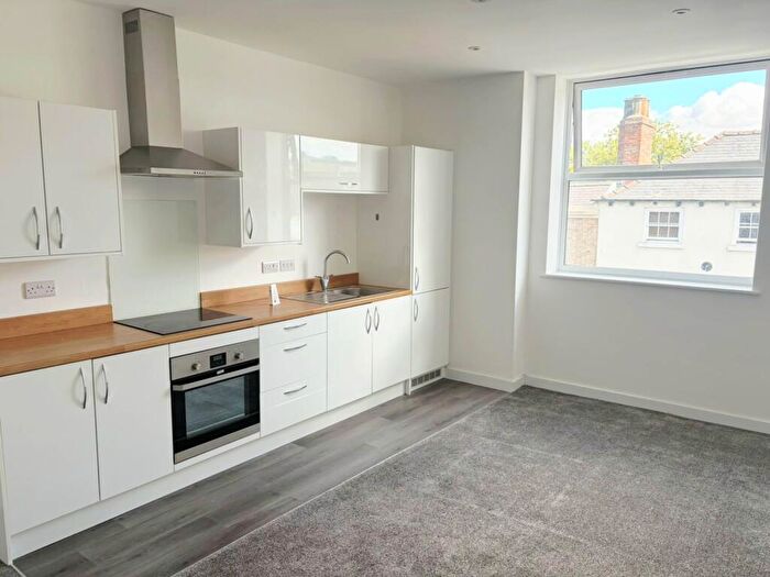 1 Bedroom Flat For Sale In Percy Street, Hull, HU2
