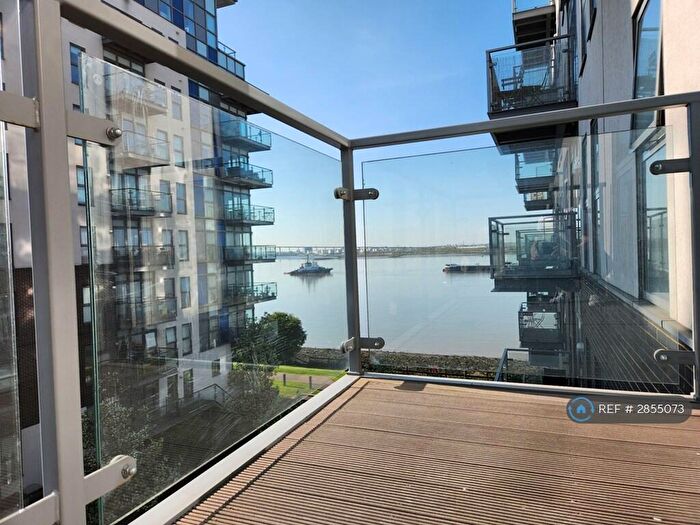 1 Bedroom Flat To Rent In Clovelly Place, Greenhithe, DA9