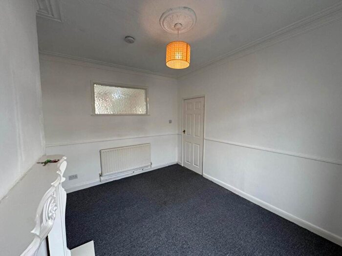 3 Bedroom Terraced House To Rent In Edward Street, Cleethorpes, DN32